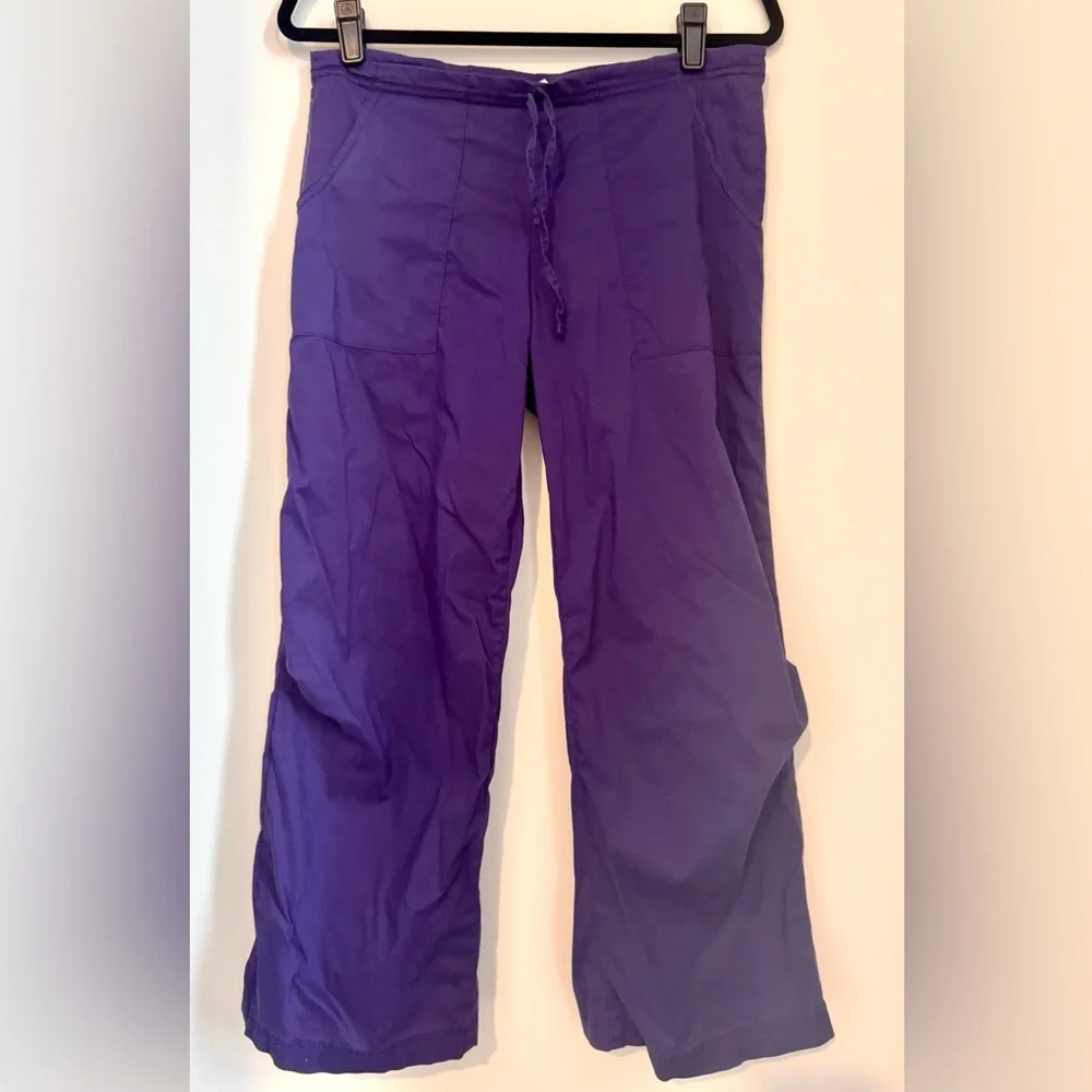 Be Present Chakra Capris Purple | Size M | Made in USA
Excellent condition - Picture 1 of 6